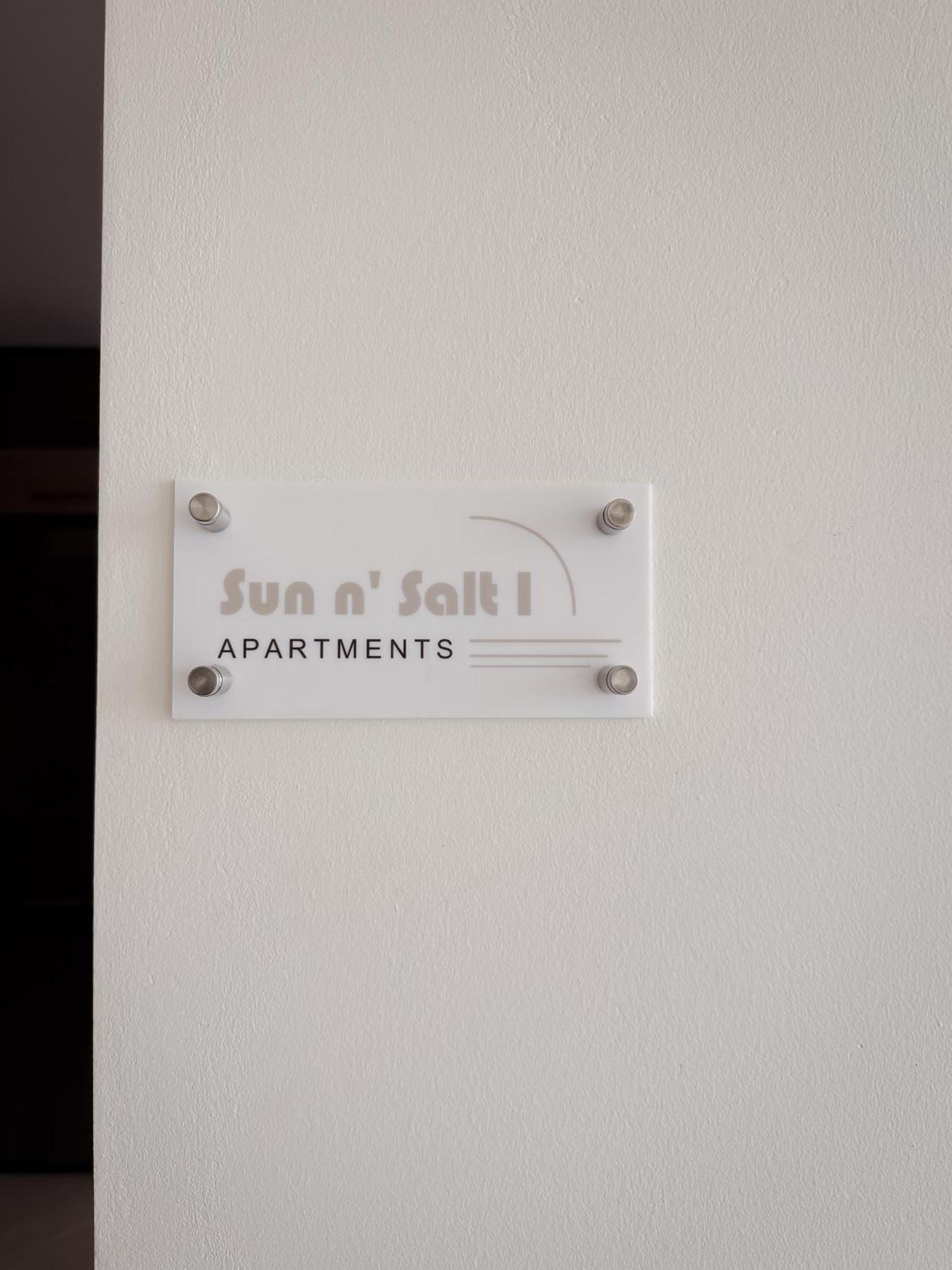 Sun N' Salt I Apartment Tolón Exterior photo